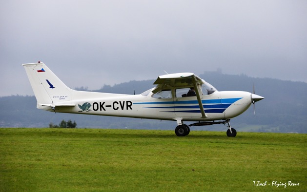 Cessna FR172