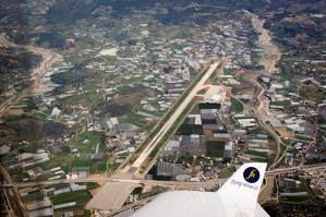 Letiště a město Gazipasa
