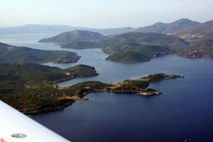Hrdlo zálivu Kolpos Geras, ostrov Lesbos, východní Egejské moře