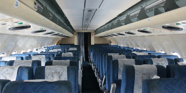Interiér - kabina pro "neVIP" cestující v Naganském speciálu 1016