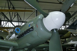 Avia S-199 vznikla přestavbou Messerschmittu 109. Osazena byla motorem Jumo 211. 