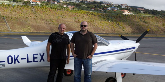 S kamarádem Dinartem z letiště Funchal, Madeira. Foto: Jiří Pruša