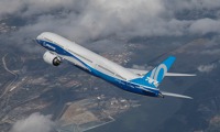 Boeing 787-10 při svém prvním letu 31. března 2017 v Jižní Karolíně. Foto: Boeing Boeing 787-10 při svém prvním letu 31. března 2017 v Jižní Karolíně. Foto: Boeing