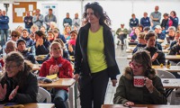 Vítězka dne ve třídě 18m, Alena Netušilová (středa 24. 5. 2017). Foto: wwgc2017.cz Vítězka dne ve třídě 18m, Alena Netušilová (středa 24. 5. 2017). Foto: wwgc2017.cz