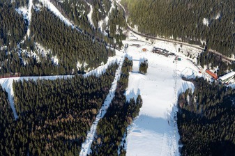Od Richtrovek jste nad Špindlem raz dva. V tomto lyžařském areálu se jel o uplynulém víkendu Světový pohár.  Foto: Tomáš Vocelka, Aktuálně.cz