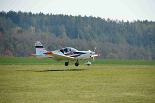 Skyleader 400 z Rakovnického aeroklubu.