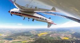 Fotogalerie z akrobacie Jakuba Taussika - Zlín 526L OK-ZCA