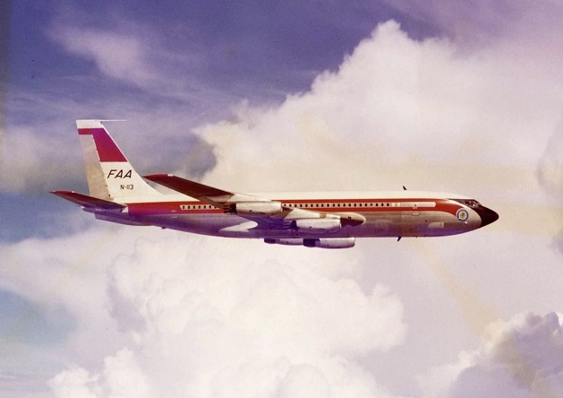 Boeing 720-027 N113 Federální letecké správy. (Foto: FAA)