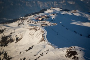 Horní stanice jedné z lanovek nad Kutzbuhlem,