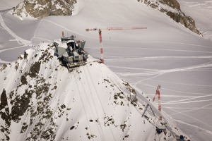 Horní stanice lanovky z italského Courmayeur do horní části Vallee