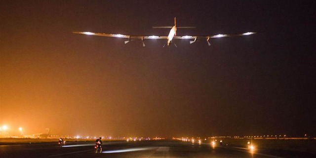 Solar Impulse přistál v Mandalaji
