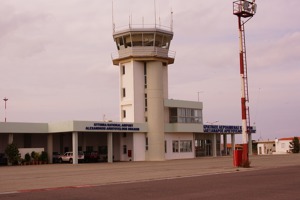 Věž letiště Aristotela Onassise na letišti v Kythiře