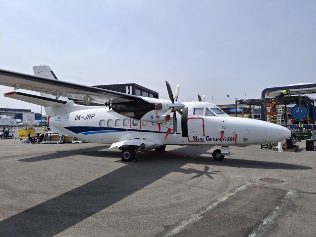 l_410_ng_paris_air_show_le_bourget.jpg