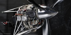 Čtyřválec Safran SR305-230E (227 hp) firmy SMA. Iustr.foto Čtyřválec Safran SR305-230E (227 hp) firmy SMA. Iustr.foto