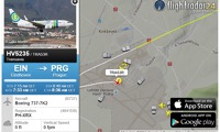 Záznam z FlightRadar24 těsně po přistání v Praze. Záznam z FlightRadar24 těsně po přistání v Praze.