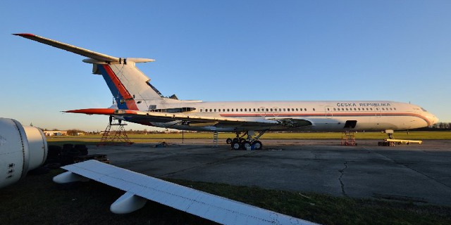 TU 154M na letišti Praha Kbely
