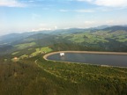 Nádrž přečerpávací elektrárny nad Wurtem nedaleko trojúhelníku Německo - Švýcarsko - Francie