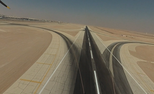 Vzlet z dráhy 33R letiště Rijád Vzlet z dráhy 33R letiště Rijád