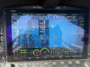 Rychlost letu proti zemi se pohybovala mezi 285 – 300 km/h