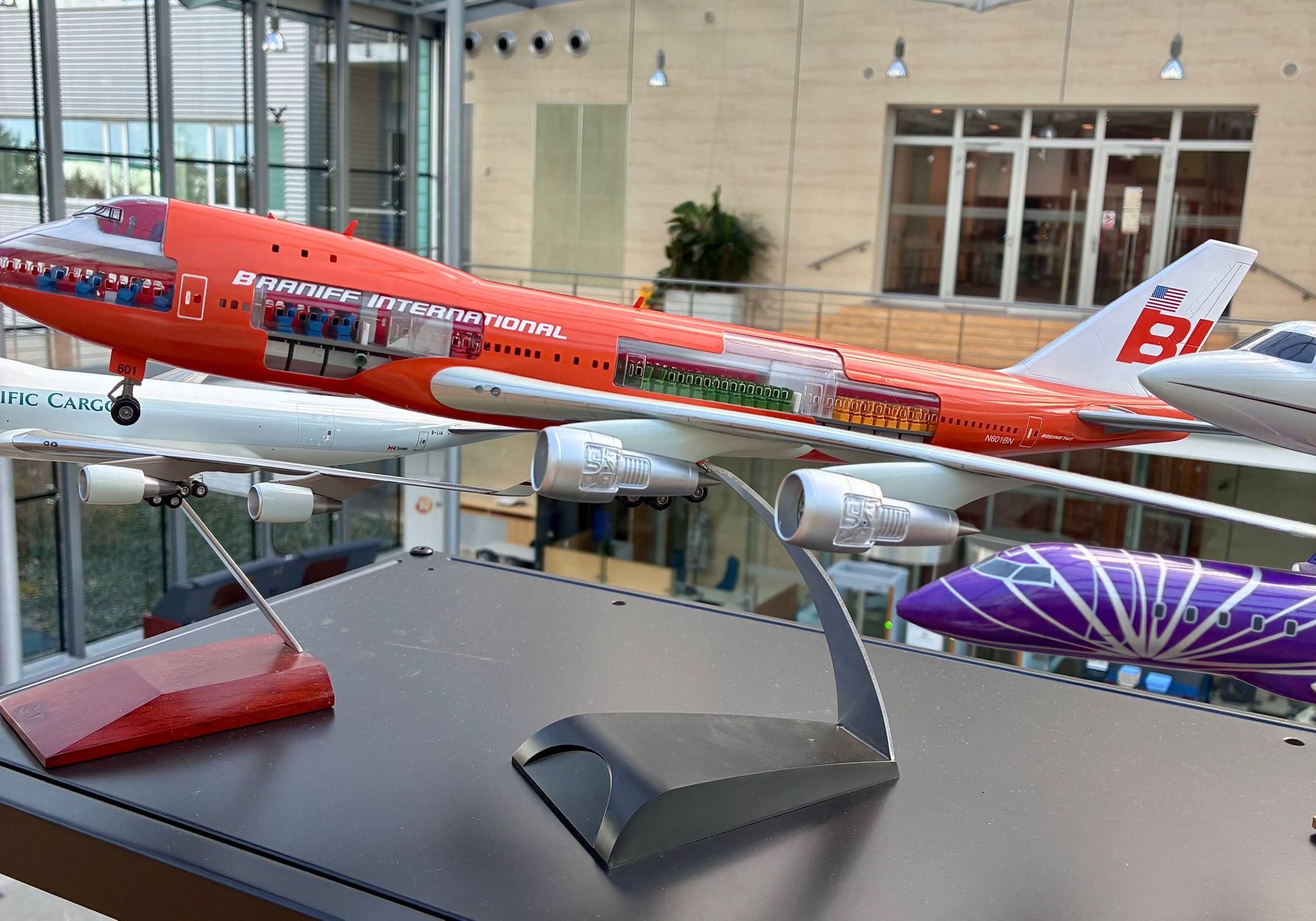 Netradiční výstava