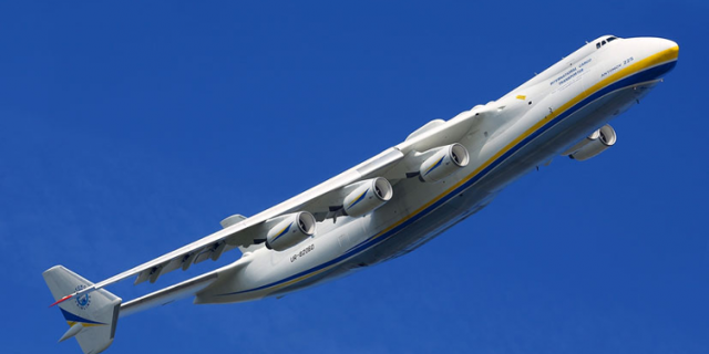 Antonov An-225 Mrija ve vzduchu.