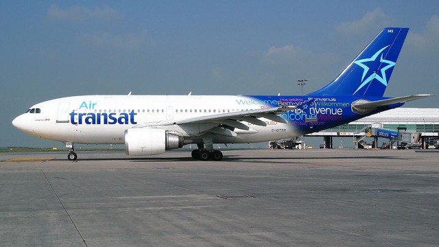 Airbus A310-304 kanadské společnosti Air Transat je někdy nasazen namístzo A330 na sezónní linky tohoto dopravce z Prahy do Montrealu a Toronta, provozované od roku 2014.