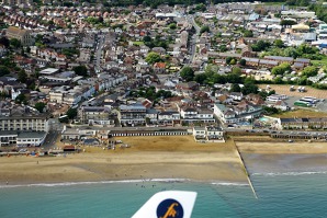 Městečko Sandown – jihozápad Isle of Wight.