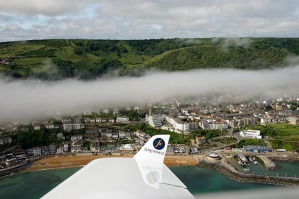 Pobřeží u městečka Luccomb, Isle of Wight.