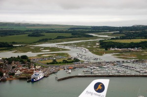 Přístav městečka Cowes – severovýchod Isle of Wight.