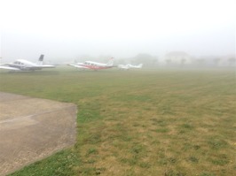 Letiště Jersey - mlha, mlha, mlha.