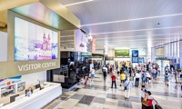 Nové návštěvnické centrum v příletové hale Terminálu 1. Nové návštěvnické centrum v příletové hale Terminálu 1.