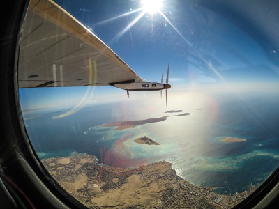 Pohled z kabiny Solar Impulse 2.