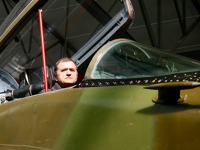 Václav Vašek v kokpitu Mig-29A v kbelském leteckém muzeu. Václav Vašek v kokpitu Mig-29A v kbelském leteckém muzeu.
