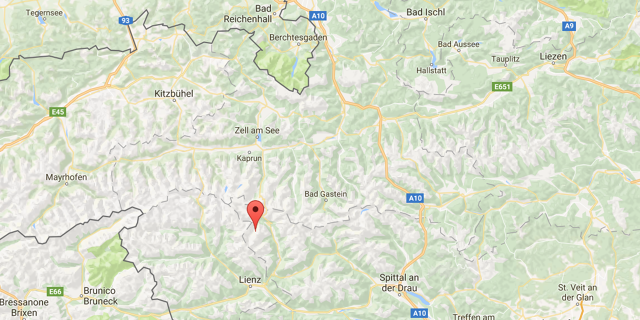 Místo nehody v rakouských Alpách v oblasti Grossglockneru. 