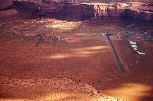 Letiště Monument Valley. Tady jsme přistát nezkoušeli. 