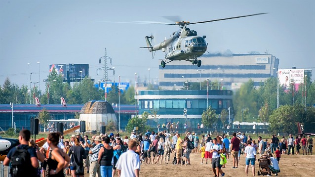 Přílet vojenského vrtulníku Mi-17. Foto: Martina Burainová