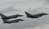 Víceúčelový letoun Eurofighter Typhoon v letové ukázce, Dny NATO 2016 Víceúčelový letoun Eurofighter Typhoon v letové ukázce, Dny NATO 2016