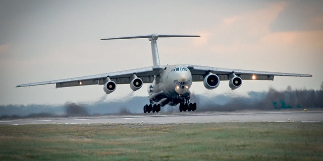 Motor Aviagvigatěl PD-14 na Il-76 během startu k letovým zkouškám na jaře 2016. Foto: Oleg Matvejčev