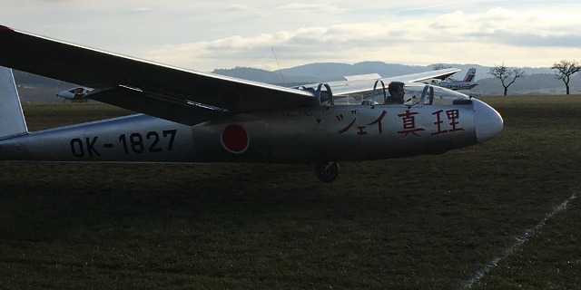 O druhém prosincovém víkendu 2016 proběhla na benešovském letišti soutěž v přesnosti přistání. Pořádal Glider Aerobatic Club Benešov. Foto: Jiří Pruša, Flying Revue 