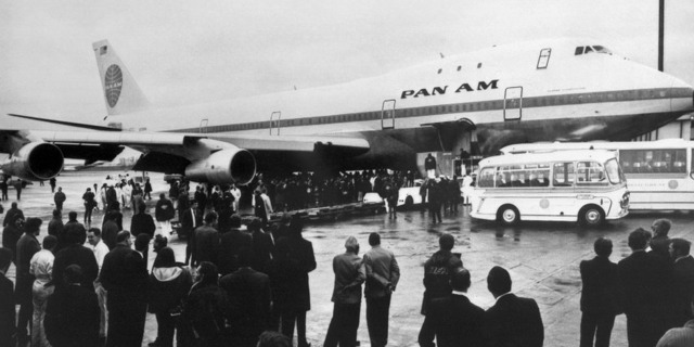 Inaugurační let B747-121 N736PA New York-Londýn 22. 1. 1970. Zdroj: Yahoo.com 