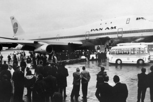 Inaugurační let B747-121 N736PA New York-Londýn 22. 1. 1970. Zdroj: Yahoo.com 