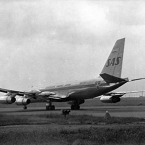 Convair CV-990 Coronado společnosti SAS na LKPR-stará Ruzyně. Foto: Archiv Lubora Obendraufa 