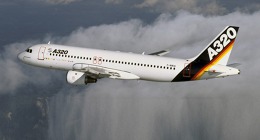 První dopravní letoun s řízením fly-by-wire, Airbus A320, vzlétl poprvé před třiceti lety