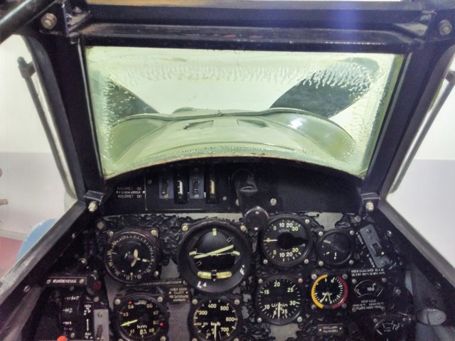 Pohled do kokpitu Avie S-199. Stroj imatrikulace UF-25 můžete vidět v Leteckém muzeu Kbely. Foto: Jan Dvořák, Flying Revue