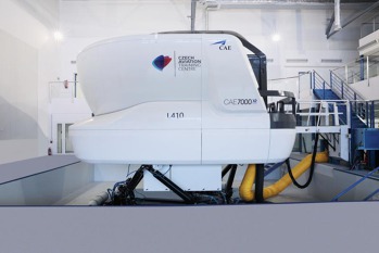 Simulátor L 410 UVP-E20 vyrobila na zakázku kanadská společnost CAE. Foto: CATC