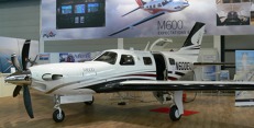 Evropskou premiéru se ve Friedrichshafenu odbyla i vlajková loď společnosti Piper Aircraft, turbínový model M600. Foto: Michal Beran, Flying Revue Evropskou premiéru se ve Friedrichshafenu odbyla i vlajková loď společnosti Piper Aircraft, turbínový model M600. Foto: Michal Beran, Flying Revue