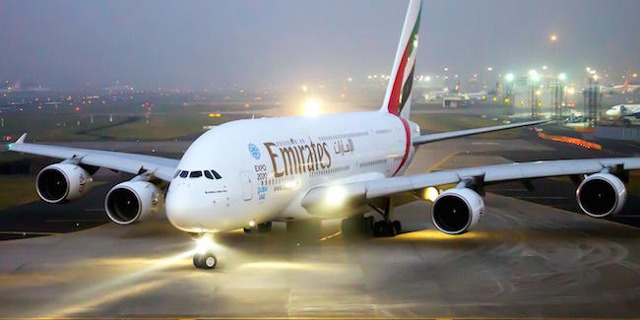Nad lety A380 Emirates do Orlanda (a dalších měst USA) se smráká. Denně sem Emirates létaly od 1. 9. 2015, nyní už to bude jen pětkrát týdně. Foto: irhal.com  