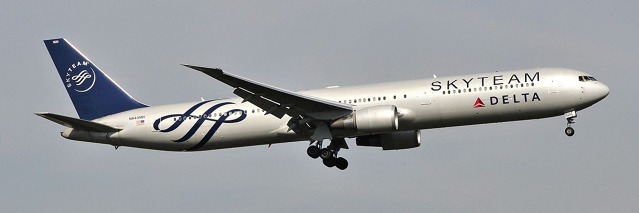 b767-400_titulka.jpg