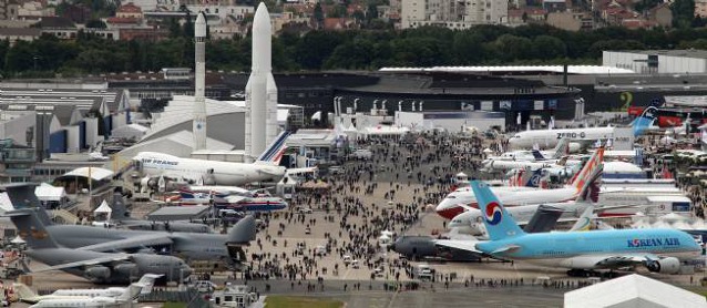 Pohled na letiště Le Bourget v době konání pařížského aerosalonu v červnu 2017. Zdroj: Siae.fr 