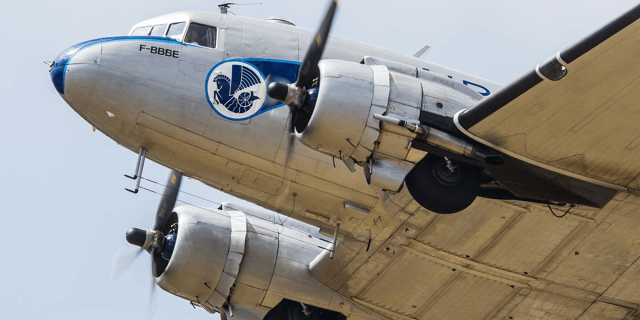 Historický Douglas DC-3 Air France. Le Bourget 2017. Zdroj: Siae